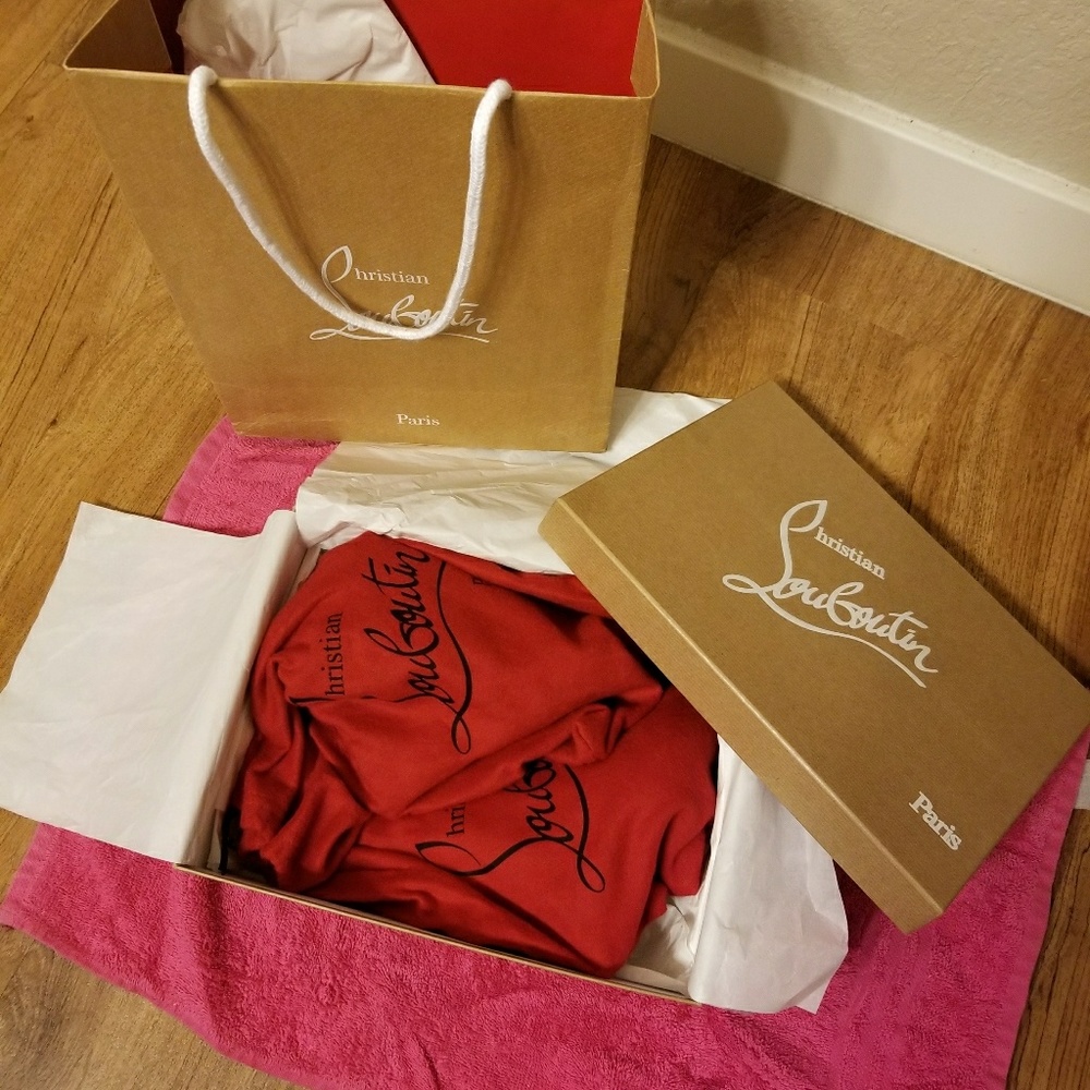 Suede Authentic Cl - image 2